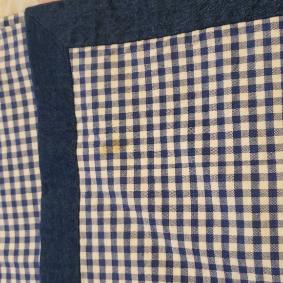 FREE WITH PURCHASE   Denim placemats - Picture 3 of 6